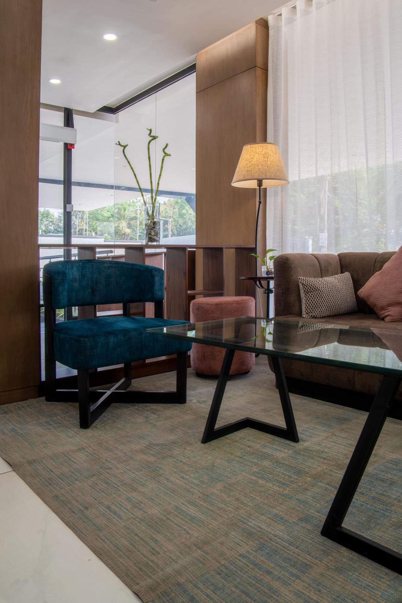 Eden Gardens Hotel Άκρα Εξωτερικό φωτογραφία