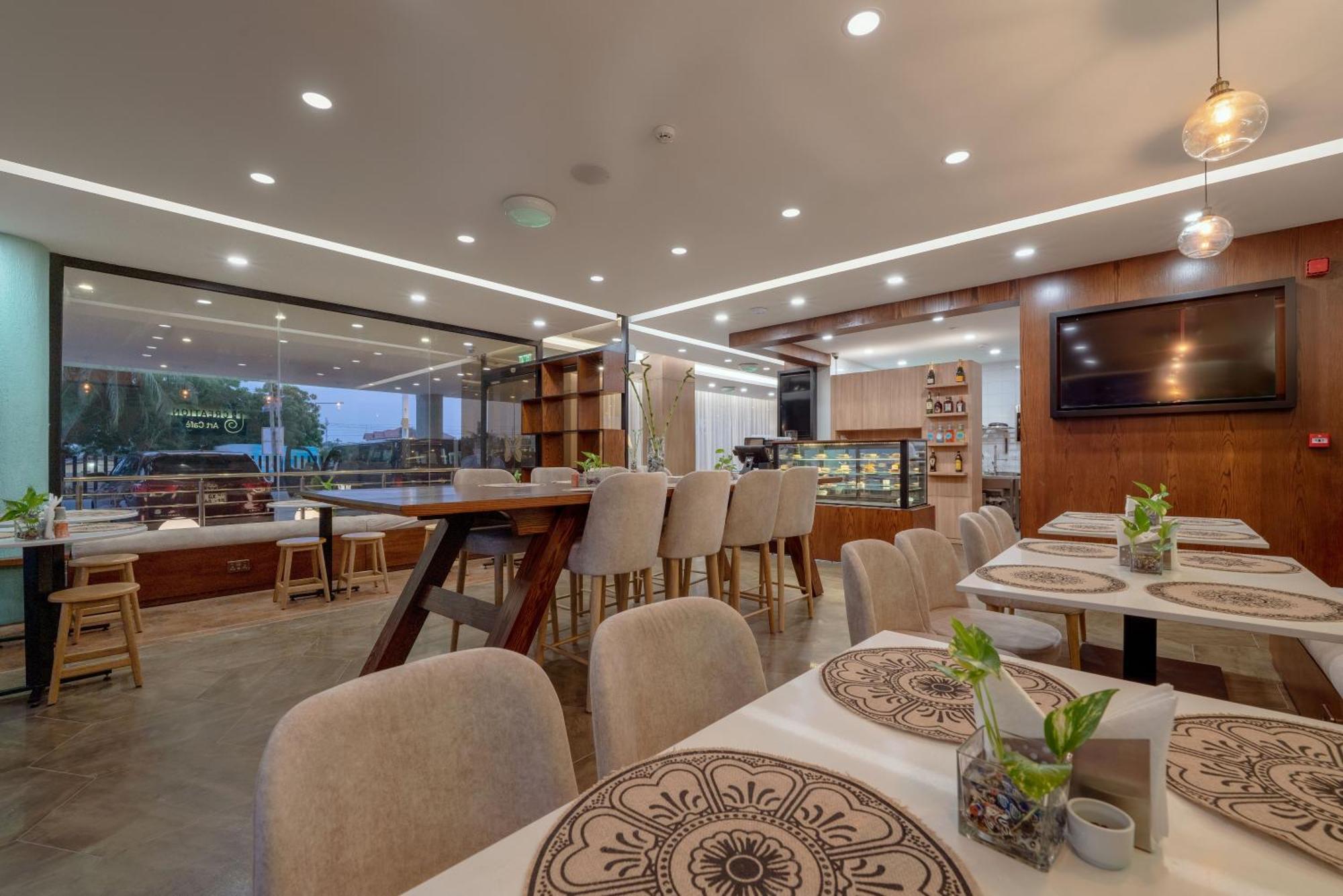 Eden Gardens Hotel Άκρα Εξωτερικό φωτογραφία
